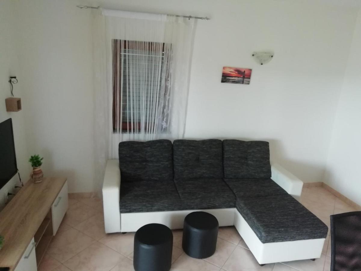 Vacation Home Katarina Нин Экстерьер фото